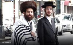 Tallit & Hasidic Clothing: A Deep Dive into Jewish Traditional Clothing in the US