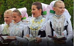 Belgian Lace Dress: A Complete Guide to Belgium’s Timeless Lace Tradition