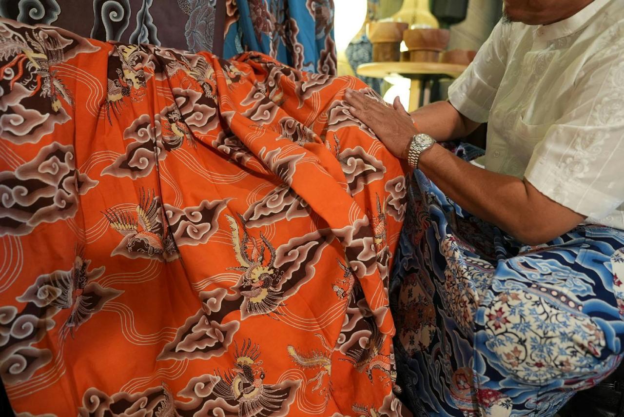 APR Brings Sustainable Lyocell Fabric to Indonesia’s Batik Sector