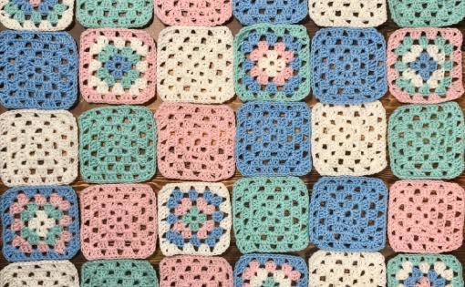 Carré crochet vintage - France