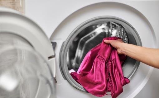 Wash care fundamentals for silk