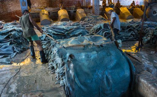 Reducing Pollution from Textile Industry: Glucose Facilitates Use of Natural Indigo