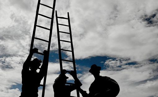 China: Climbing up the Global Ladder