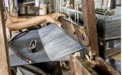 kerala-weaving_small