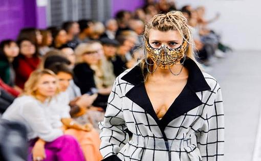 Masks in fashion: stand out from the crowd by hiding your face