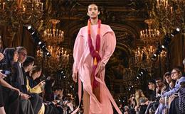 Technology? No, Evolution. Why Predicting The Future Of Fashion Is Not That Simple