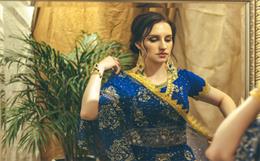 Draping the Six-Yard with Elan