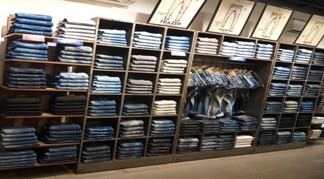 How do you compete with international jeans manufacturers? What is the USP of your jeans?
