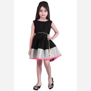 90% Cotton / 10% Lycra, 100% Cotton, Silk, Age group : 0 to 8years
