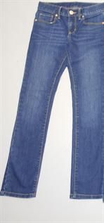 Denim wear : 98% Cotton / 2% Spandex 