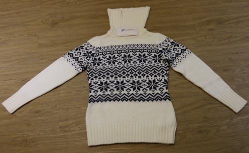 Sweater-Women's Wear