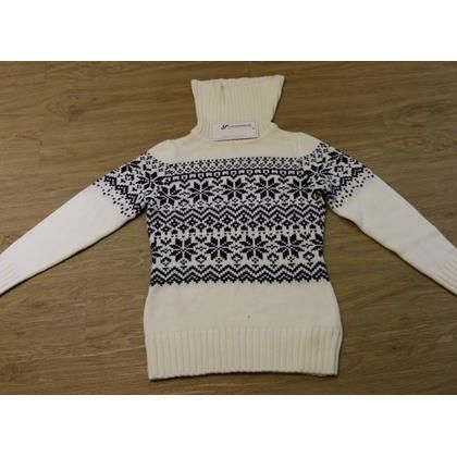 Sweater-Women's Wear