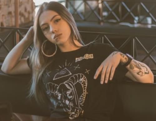 Women's T-shirts