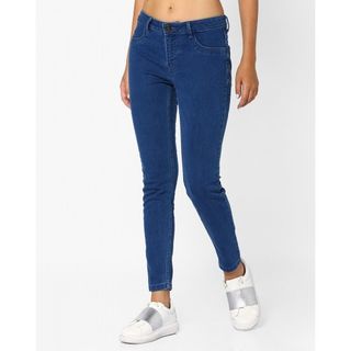 Ladies Stretchable Slim-fit Jeans