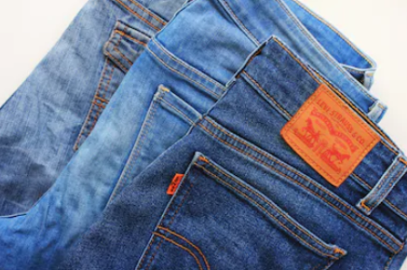 Ladies Levi's Jeans