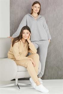 Track Suit / Jogging Suit-Women's Wear