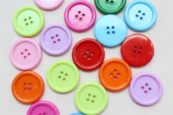 Plastic Buttons