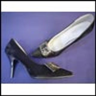 Womens classic ankle strap pumps/shoes