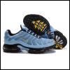 Sports shoes