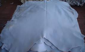 White & Camel, Softness & without wrinkles, Split