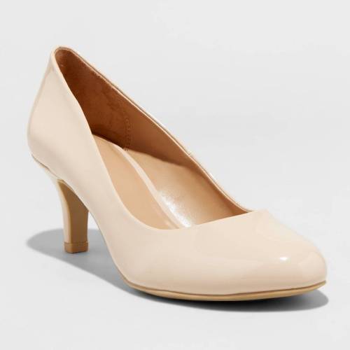 Round Toe Pumps