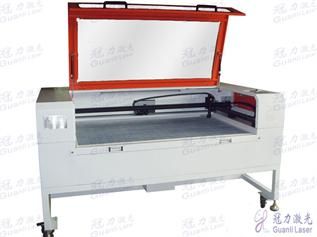 Garment Cloth Fabric Laser Cutting Machine