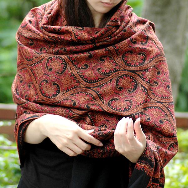 Wool shawls wholesale store