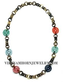 Lacquer Horn Necklace