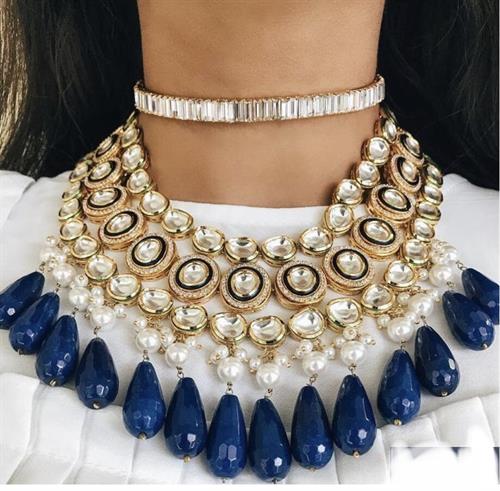 Pearl Necklace With Lapis Lazuli Stone Beads