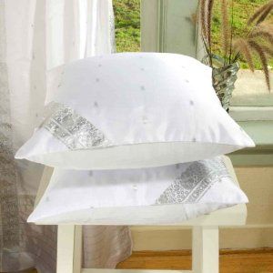 50% Polyester / 50% Cotton, Woven, Wrinkle Free