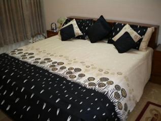 100% Cotton, 60% Polyester / 40% Cotton, Woven, Soft,Durable