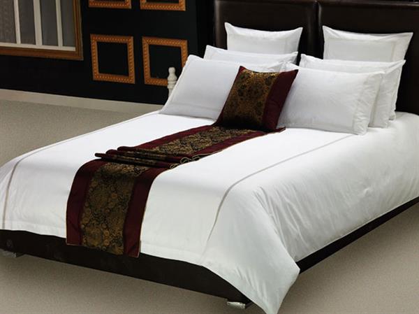 Polyester / Cotton , Quilting, Raschel knitting, Very soft and comfortable
