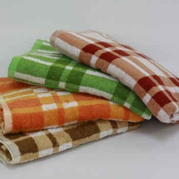 100% Cotton Plaid Bath Towel