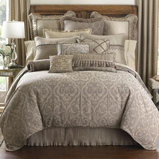 High-End Bed Linens