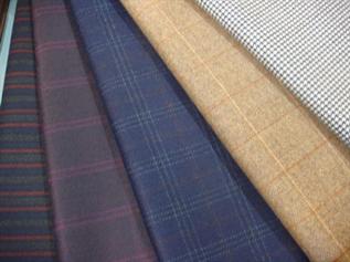 150 to 450 grams, 100% Wool, Dyed and Griege, Twill & Plain