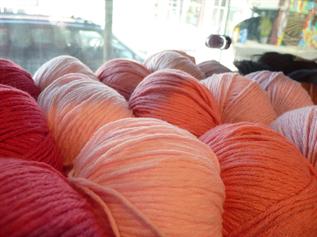 Dyed, For Carpet Weaving, Semi Worsted - 18/3 Nm, 27/3 NM, 30/3 NM, 33/3 Nm , 100% Pure Acrylic