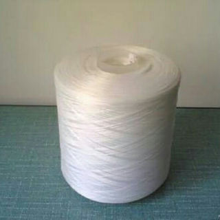 Raw Polyester / Wool Yarn