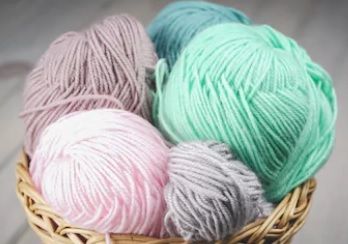 Acrylic Knitting Yarn