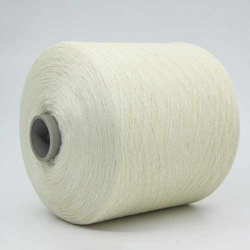 Raw White Wool Blend Yarn