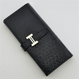 women leather wallet