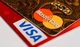  US’ NRF urges rejection of reported Visa, Mastercard swipe fee deal
