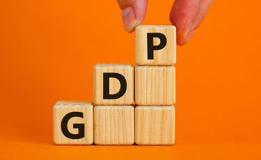 ADB lifts Vietnam 2025 growth forecast to 7.4%