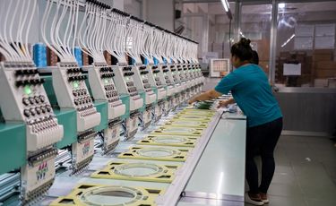 Vietnam’s Jan-Nov 2025 IIP for garments up 13.5% YoY