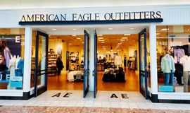 American Eagle Outfitters’ gross profit rises 9% to $651 million in Q4