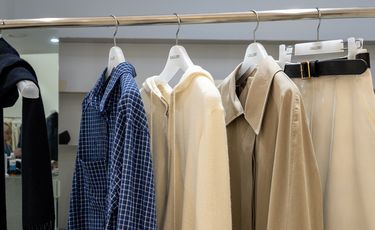 Australian apparel imports down 2.3% to $7.1 bn in...