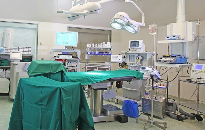 New surgical towel drastically reduces operating room lint contamination