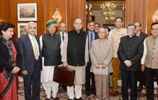 Finance minister Arun Jaitley, minister of state for finance Arjun Ram Meghwal and Santosh Kumar Gangwar with senior officials and President Pranab Mukherjee at Rashtrapati Bhavan. Courtesy: PIB