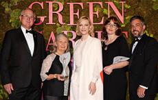 Richard and Jenny Weatherly (left) and Vanessa and Matt Dunbabin (right) accept the award; Courtesy: The Woolmark Company