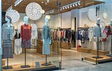 Big apparel brands use Pitney Bowes cross-border services