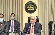 RBI Governor Shaktikanta Das (in red tie) speaking at the Post Monetary Policy Press Conference on April 8, 2022. Pic: youtube/RBI